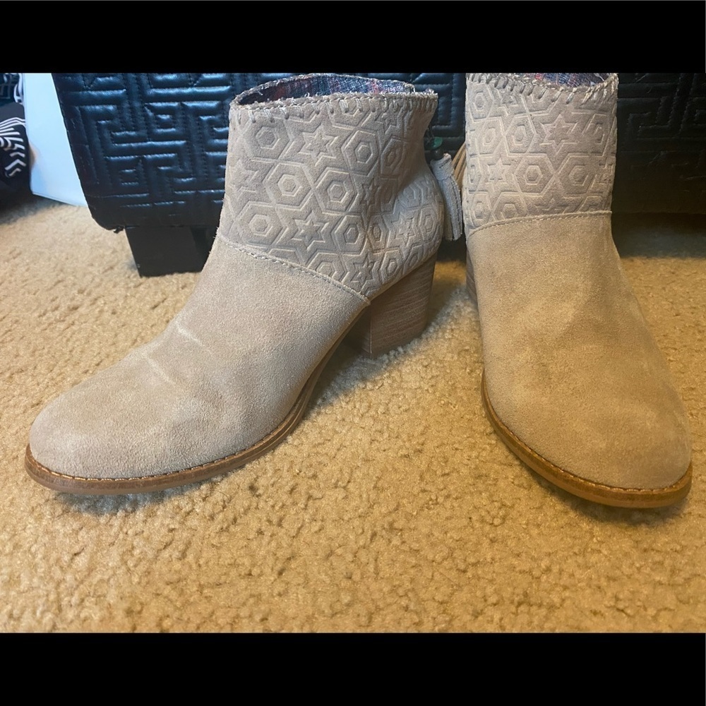 Tom’s booties